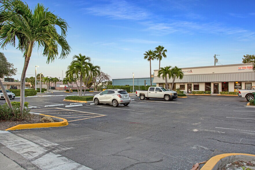 More Photos Of 1580 NW 2nd Ave, Boca Raton Unknown For Lease