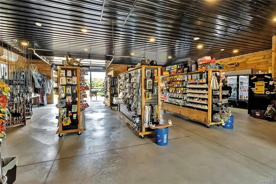 More Photos Of 14339 Roosevelt Hwy, Waterport Marina For Sale