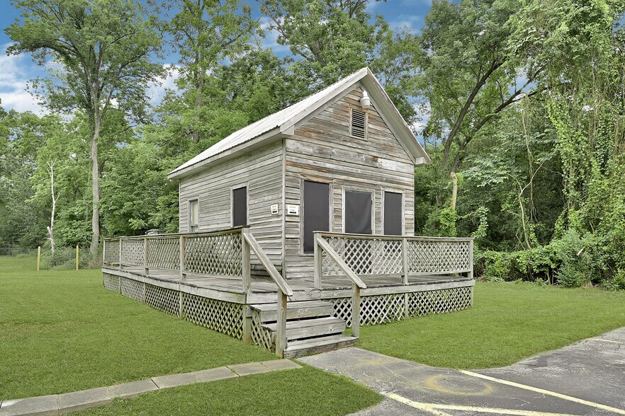 More Photos Of 17934 Kuykendahl Rd, Spring Storefront For Sale