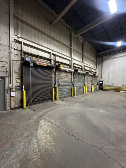 More Photos Of 711 Lidgerwood Ave, Elizabeth Manufacturing For Sale