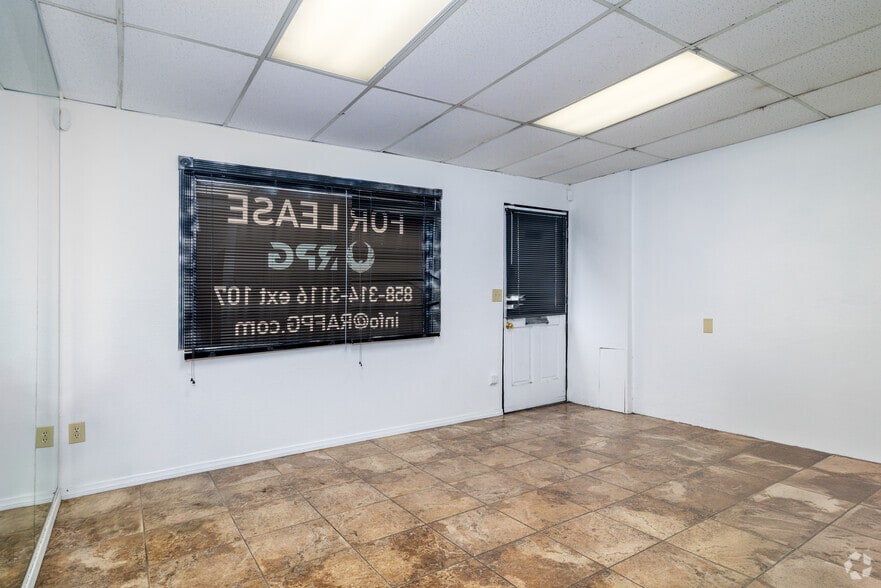 More Photos Of 2808-22 State St, Carlsbad Movie Theatre For Sale