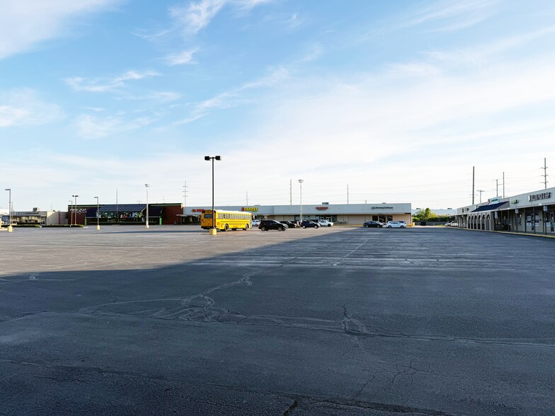 More Photos Of , Brownsburg General Retail For Sale
