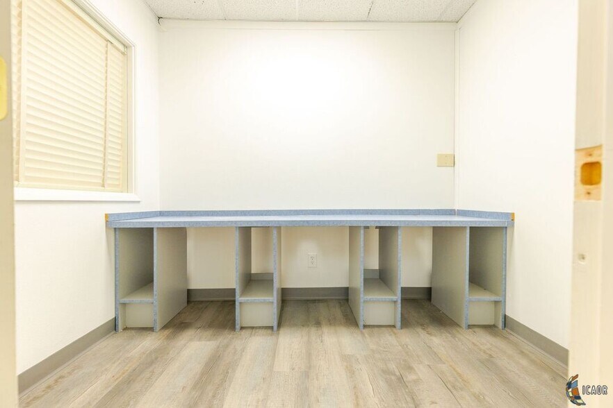 More Photos Of 765 Broadway Ave, El Centro Medical For Sale