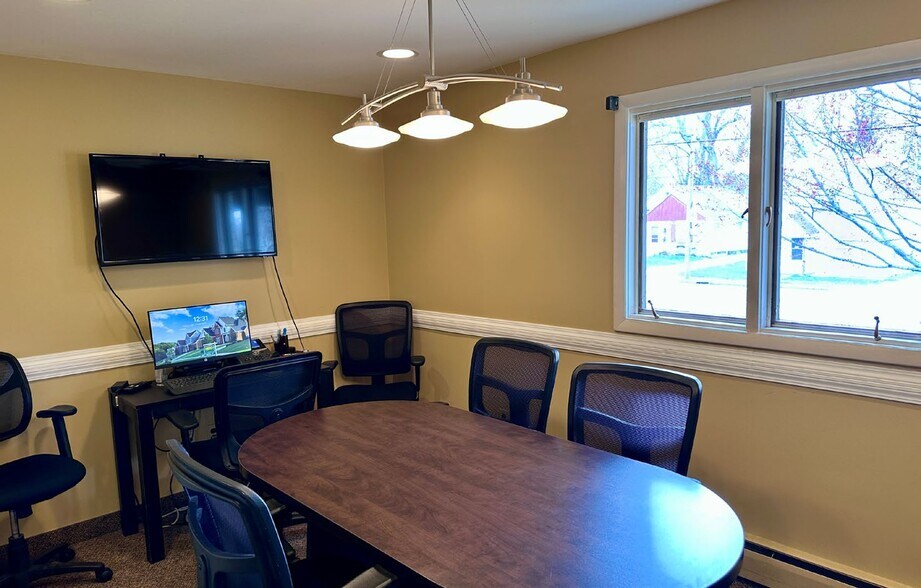 More Photos Of 425 Titus Ave, Irondequoit Office For Sale