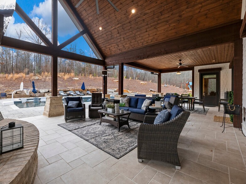 More Photos Of 3263 Tanners Mill Rd, Gainesville Specialty For Sale