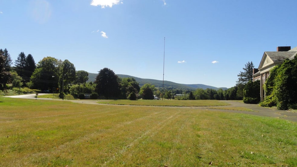 More Photos Of 9065 NY-22, Hillsdale Schools For Sale