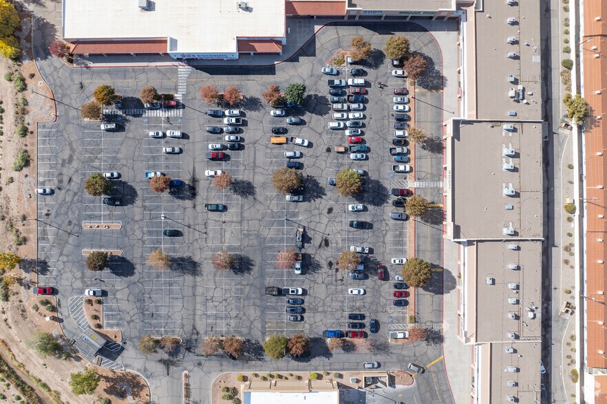 More Photos Of 3211-3231 Coors Blvd SW, Albuquerque Unknown For Lease