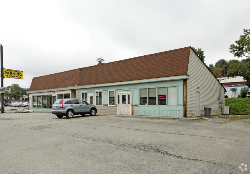 Primary Photo Of 3357 Pittsburgh Rd, Perryopolis Storefront For Lease