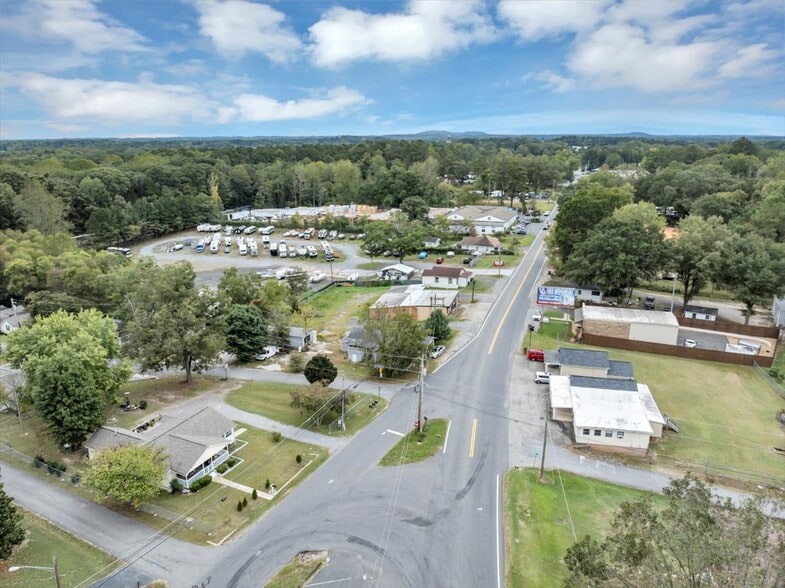 More Photos Of 6071 N Main St SE, Acworth Flex For Sale