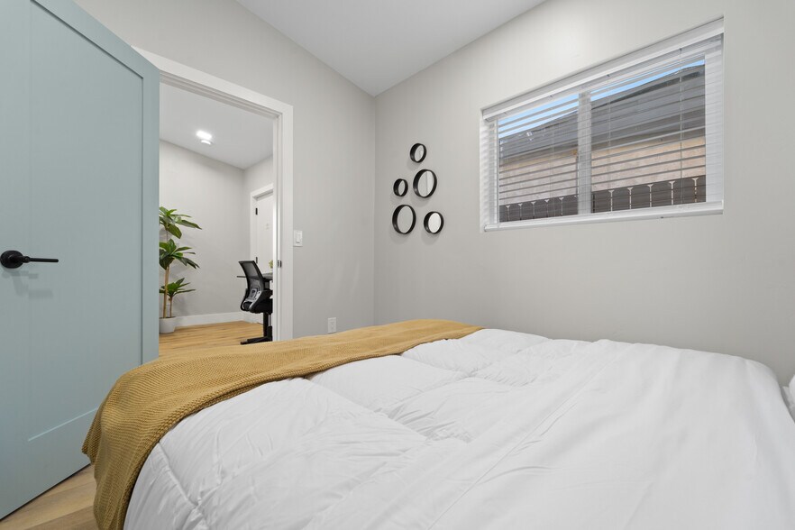 More Photos Of 3019-23 E 10th Street, National City Apartments For Sale