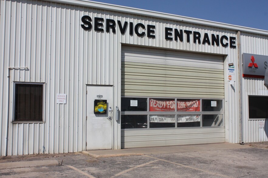 More Photos Of 3915 W Wall St, Midland Auto Dealership For Sale