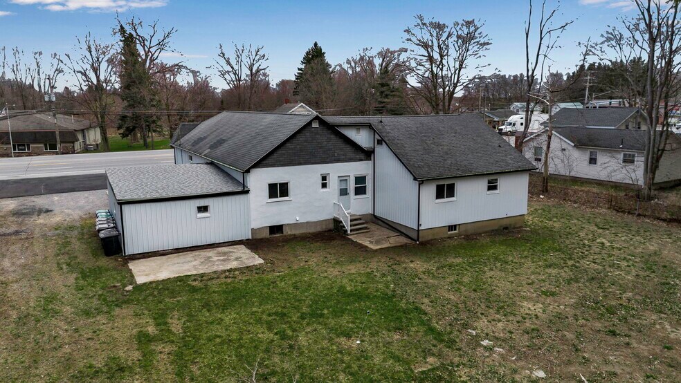 More Photos Of 12482 Broadway St, Alden General Retail For Sale