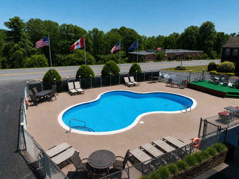 More Photos Of 1545 Us-9, Lake George Hotel For Sale