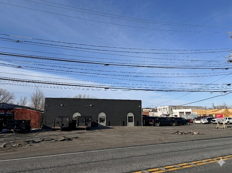 Primary Photo Of 209 Factory Ave, Syracuse Flex For Lease