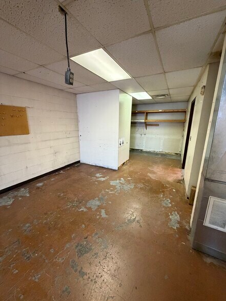More Photos Of 725 S Church St, Murfreesboro Loft Creative Space For Sale