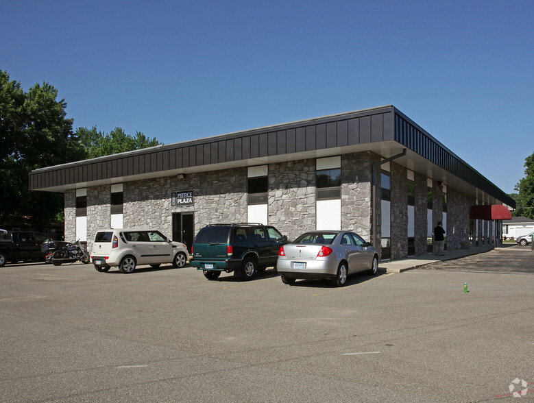 Primary Photo Of 360 Pierce Ave, North Mankato Medical For Lease