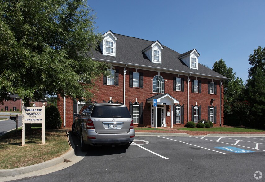 More Photos Of 4711 Peachtree Industrial Blvd, Berkeley Lake Office For Lease