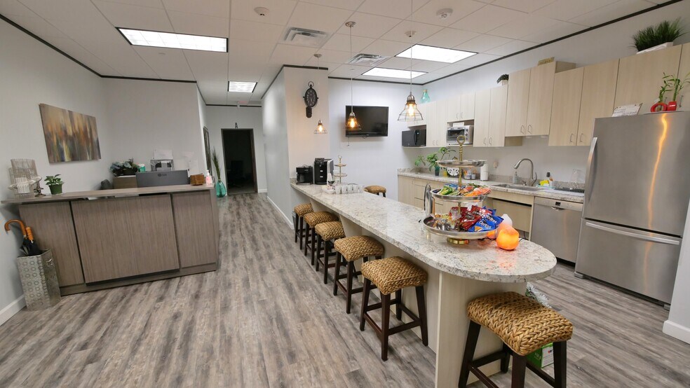 More Photos Of 2717 Commercial Center Blvd, Katy Office For Lease