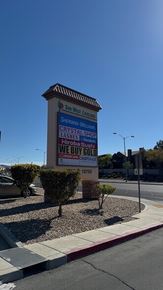 More Photos Of 10740 S Eastern Ave, Henderson Storefront For Lease