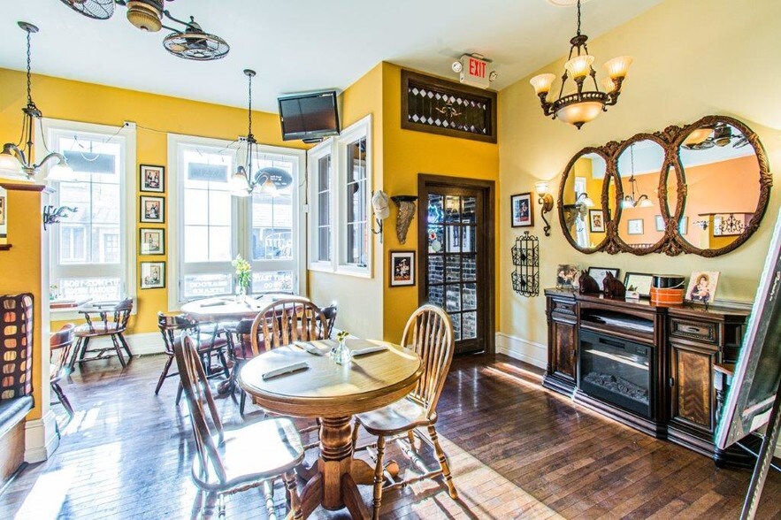 More Photos Of 183 S Main St, Russellville Restaurant For Sale