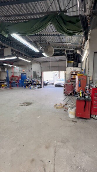 More Photos Of 111 Jewett Ave, Staten Island Industrial For Lease