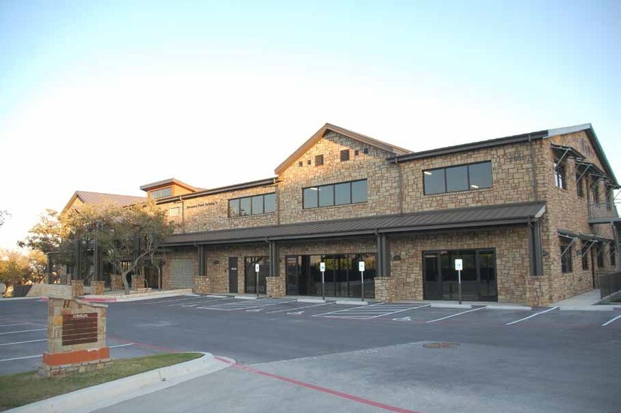 More Photos Of 2951 Ranch Road 620 S, Lakeway Office For Lease