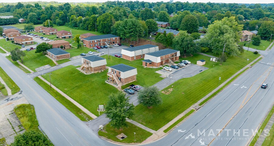 Primary Photo Of 605 Westport Rd, Elizabethtown Apartments For Sale