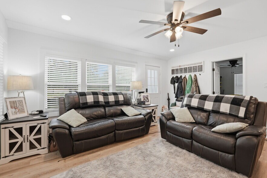 More Photos Of , Canton Flex For Sale