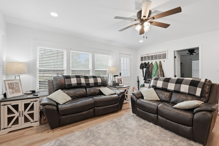 More Photos Of , Canton Flex For Sale