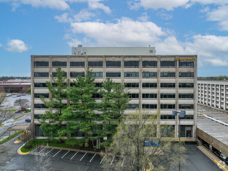 More Photos Of 11781 Lee Jackson Hwy, Fairfax Office For Lease