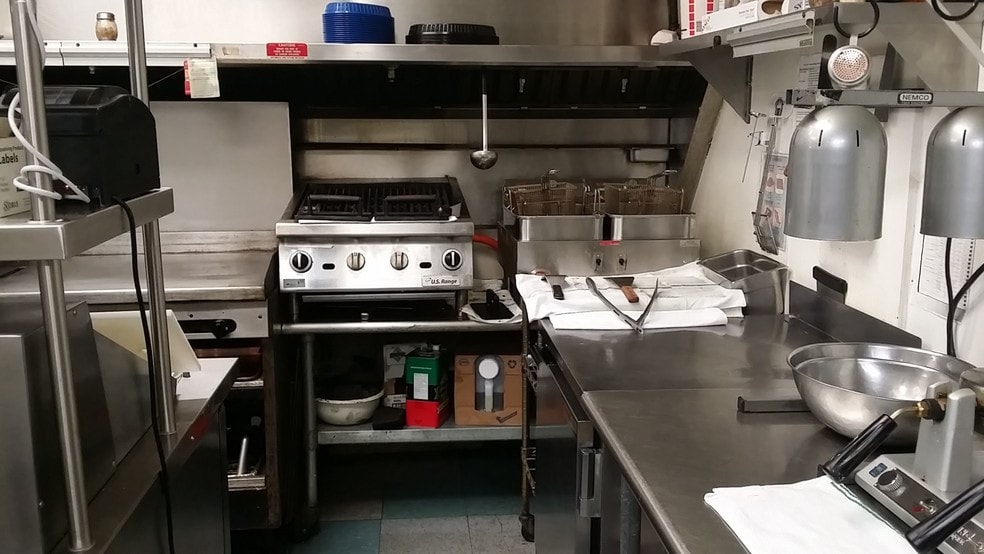 More Photos Of 6415 Beach Dr SW, Ocean Isle Beach Restaurant For Sale