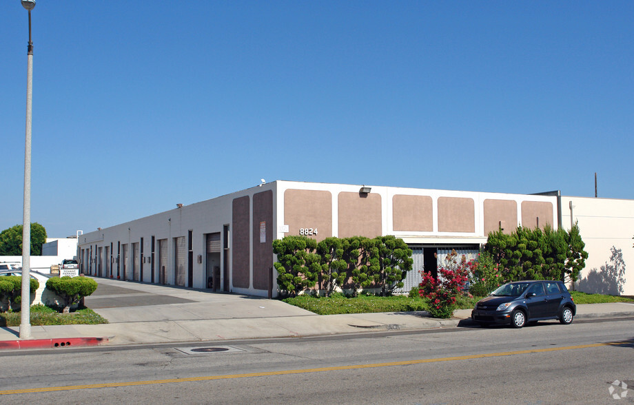 Primary Photo Of 8824-8832 Shirley Ave, Northridge Light Manufacturing For Lease