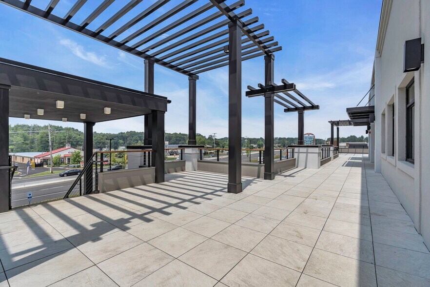 More Photos Of 515 Monmouth Rd, Jackson Sports And Entertainment For Lease