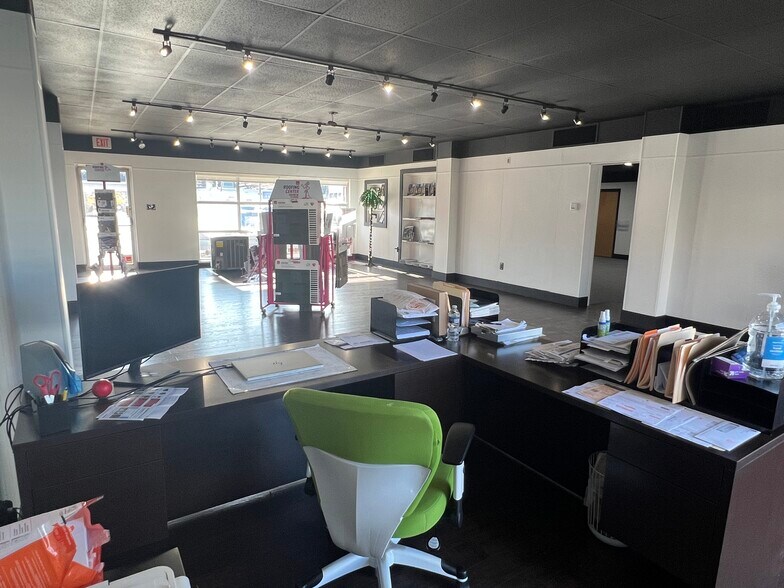 More Photos Of 103-111 N 2nd St, North Wales General Retail For Lease