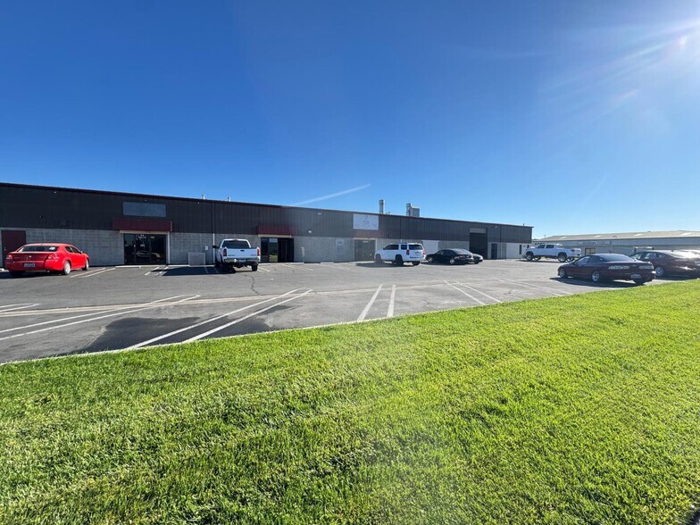 More Photos Of 509 Galaxy Way, Modesto Warehouse For Lease