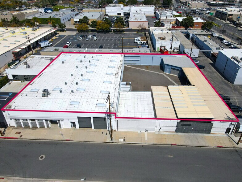 Primary Photo Of 1001 Chestnut St, Burbank Warehouse For Lease