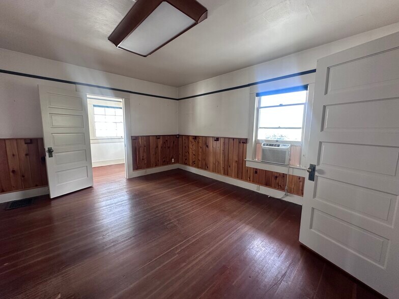 More Photos Of 520 3rd ave, Albany Office For Lease