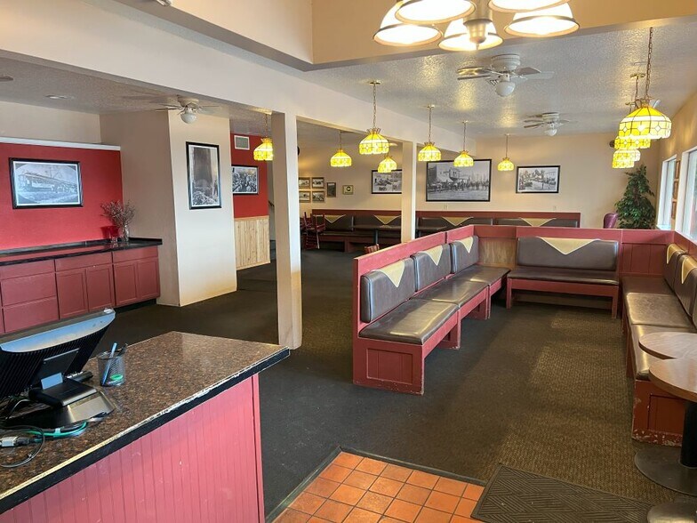 More Photos Of 20189 S Springwater Rd, Estacada Restaurant For Sale