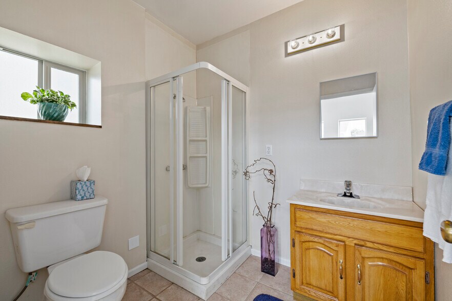 More Photos Of 7690 Carlson Ct, Fort Collins Warehouse For Sale