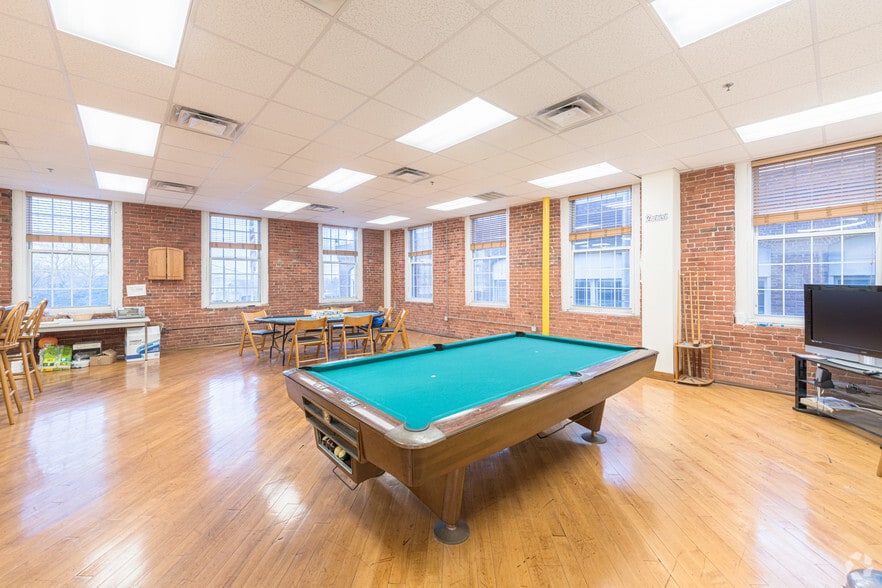 More Photos Of 10 Admiral St, Providence Office For Lease