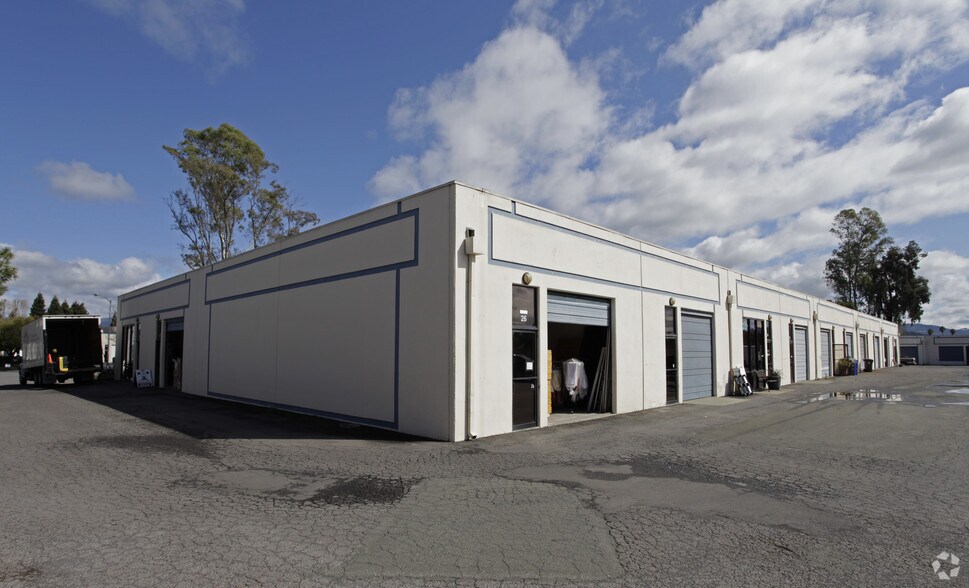 More Photos Of 1755 Industrial Way, Napa Warehouse For Lease