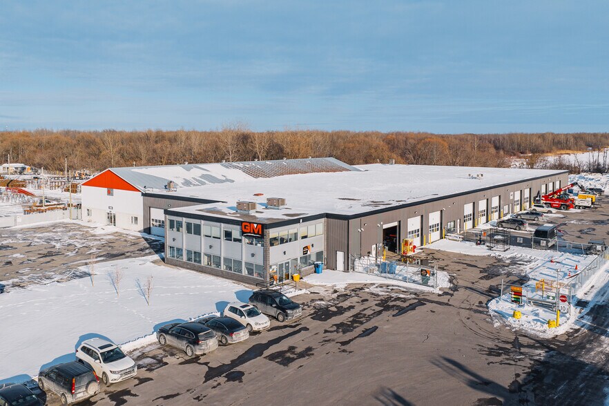 More Photos Of 1005 1009, Saint-Philippe Land For Sale