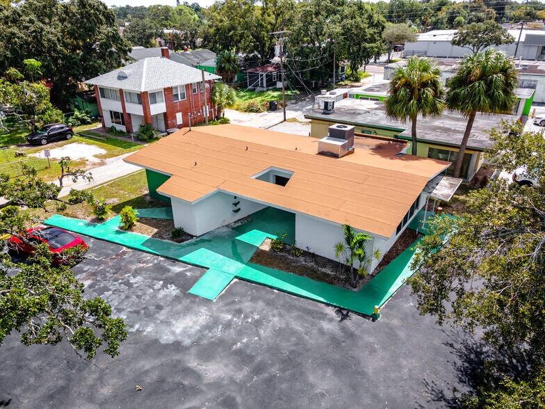 Primary Photo Of 2100 Dr Martin Luther King Jr St S, Saint Petersburg Medical For Sale