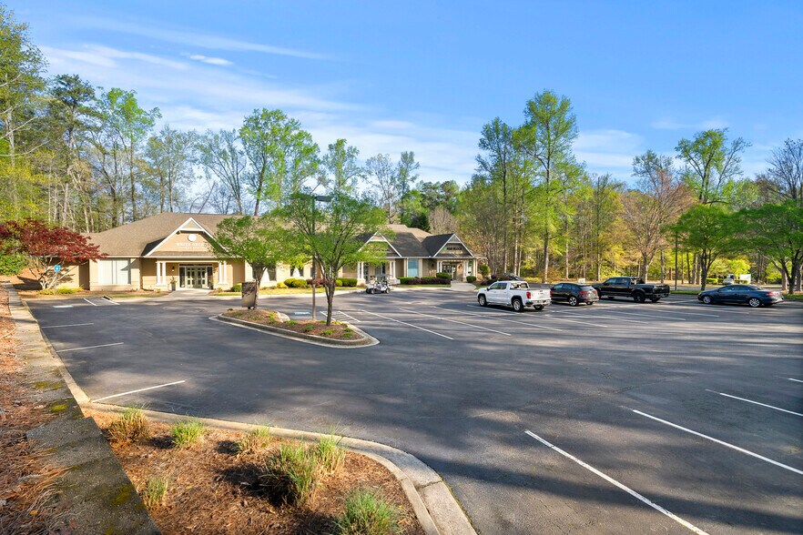 More Photos Of 1100 Commerce Dr, Peachtree City Storefront Retail Office For Sale