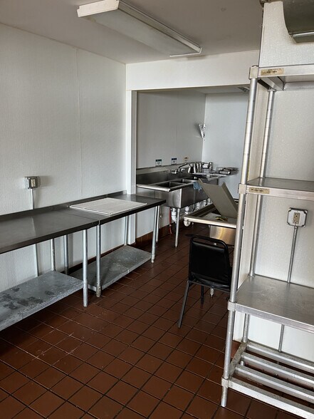 More Photos Of 5 N Farwell St, Verndale Restaurant For Lease