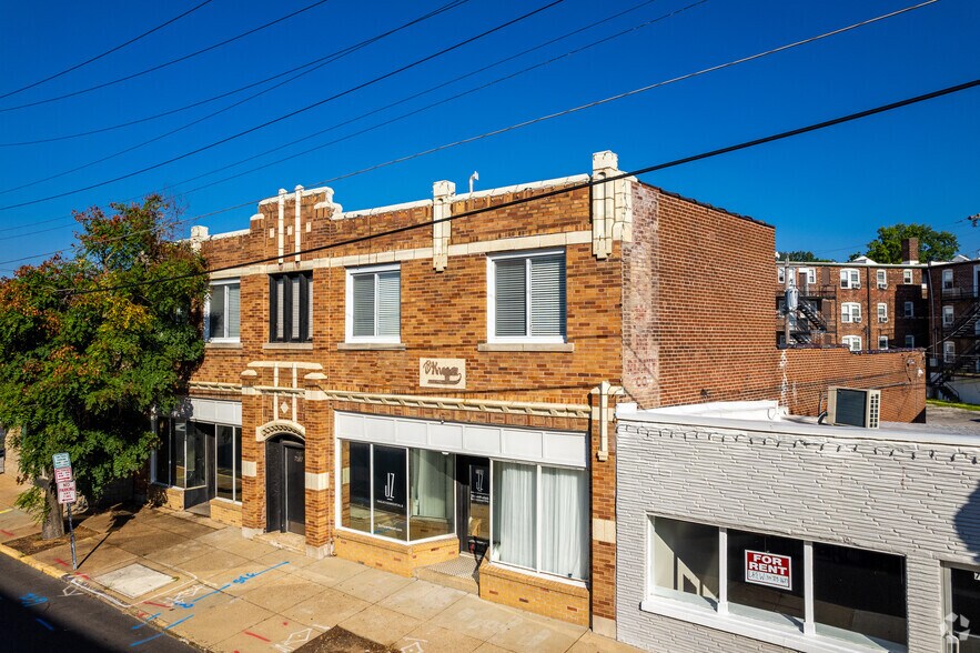 More Photos Of 7185 Manchester Rd, Maplewood Storefront Retail Residential For Sale