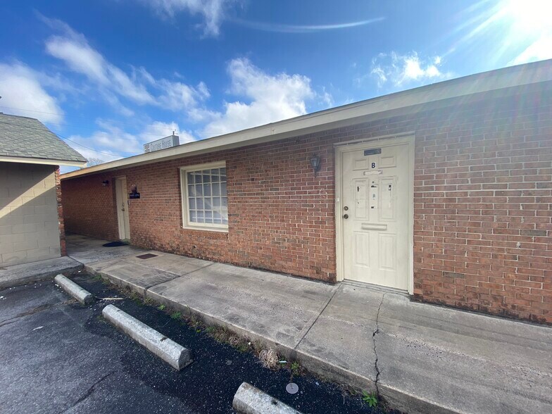 Primary Photo Of 3286 Vineville Ave, Macon-Bibb Office For Lease