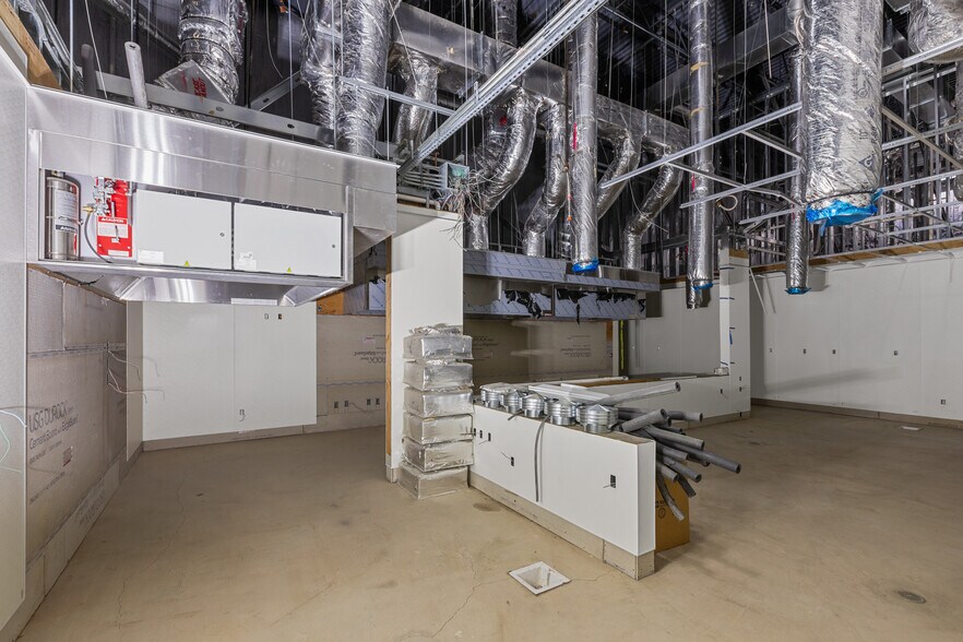 More Photos Of 8501 Auburn Blvd, Citrus Heights Freestanding For Sale