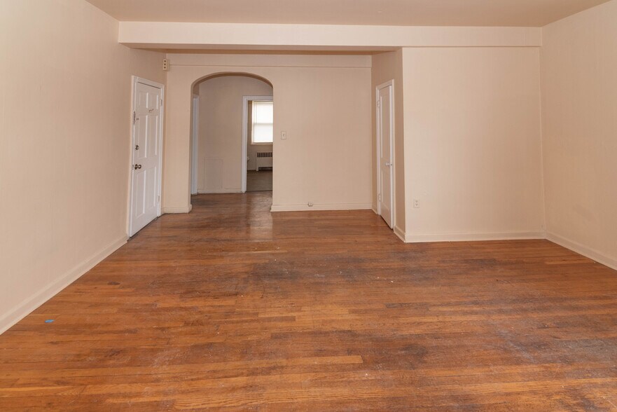 More Photos Of 4901 York Rd, Baltimore Apartments For Sale