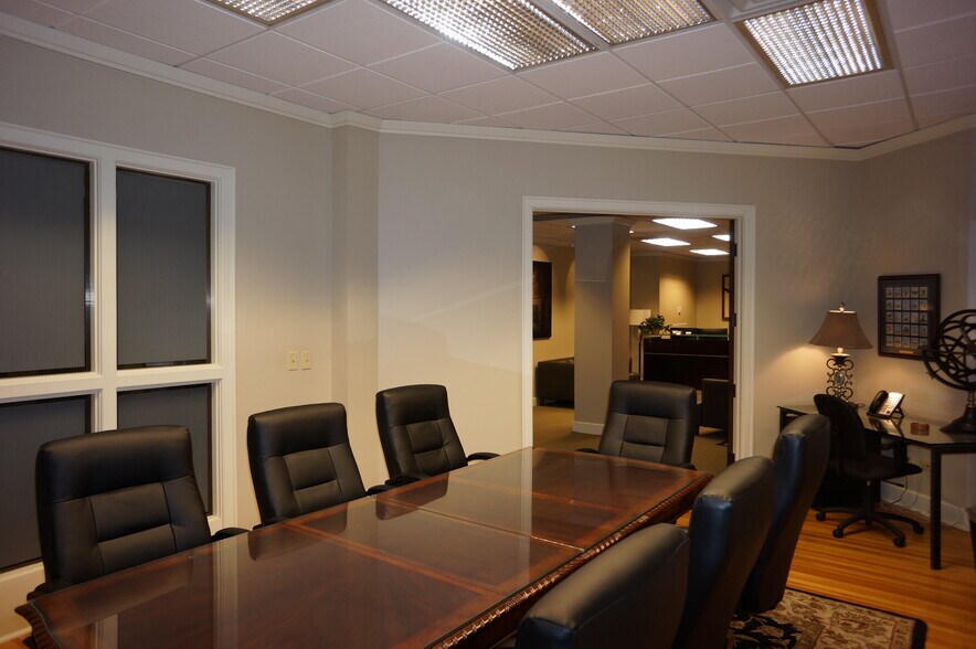 More Photos Of 730 17th St, Denver Office For Sale